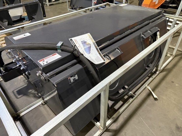 2025-arteer-ss-72w-box-broom-image-4