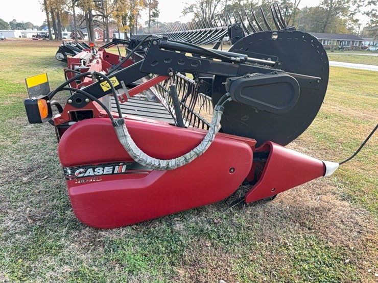 2014-case-ih-30-image-5