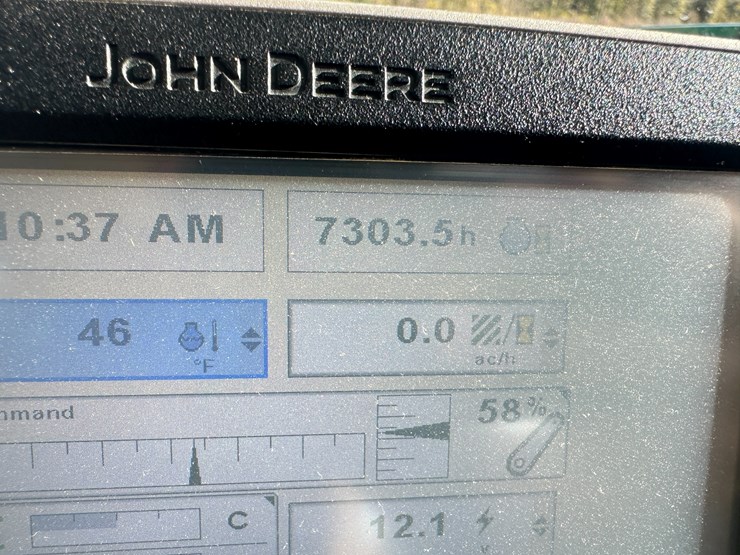 2013-john-deere-8285r-image-59