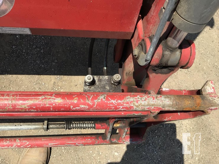 2005-case-ih-mxu110-image-12