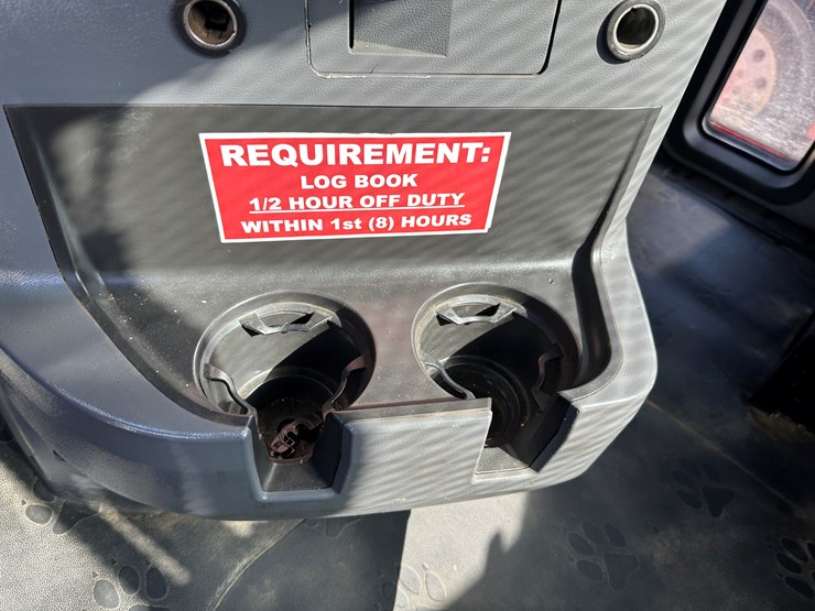 #33708-•-2014-mack-cxu-t/a-daycab-truck-tractor-1m1aw02y3em038036-image-69