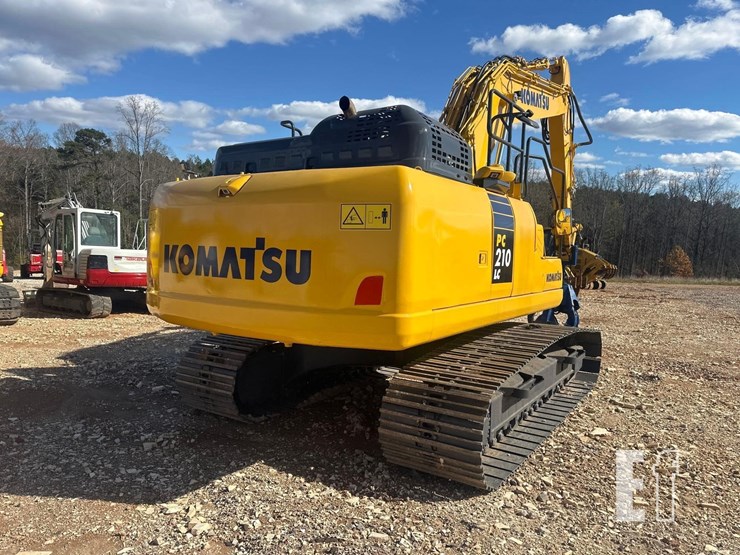 2021-komatsu-pc210-lc-11-image-7