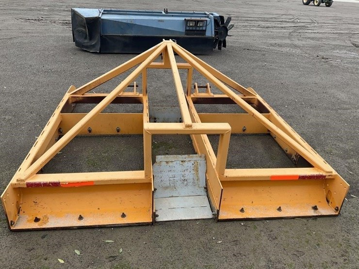 porters-8'-3-pt-orchard-float-image-5