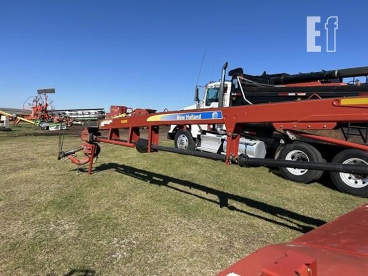 2014-new-holland-h7460-image-12