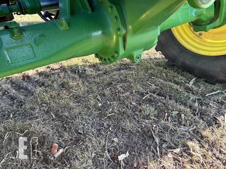 2021-john-deere-6175m-image-40