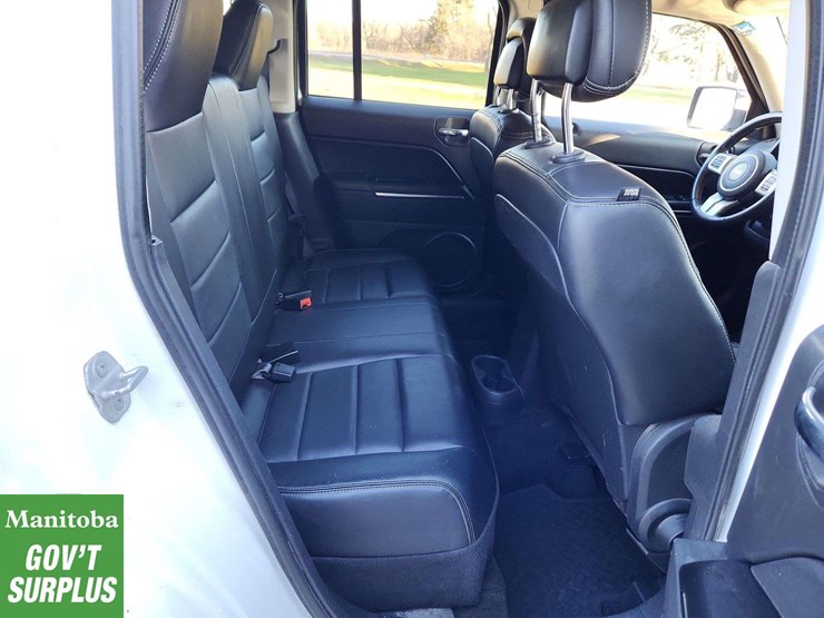 2014-jeep-patriot-image-14