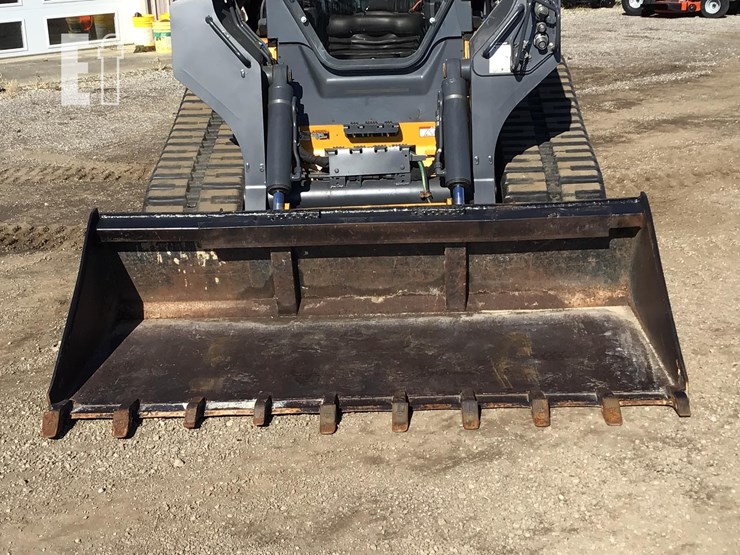 2019-deere-333g-image-6