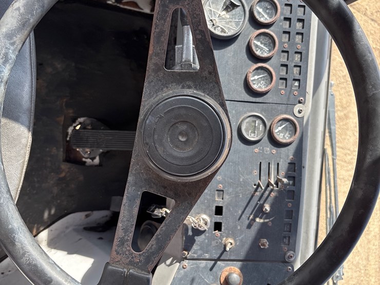 #226-•-2013-ottawa-4x2-yard-mule-|-bill-of-sale-only-image-11