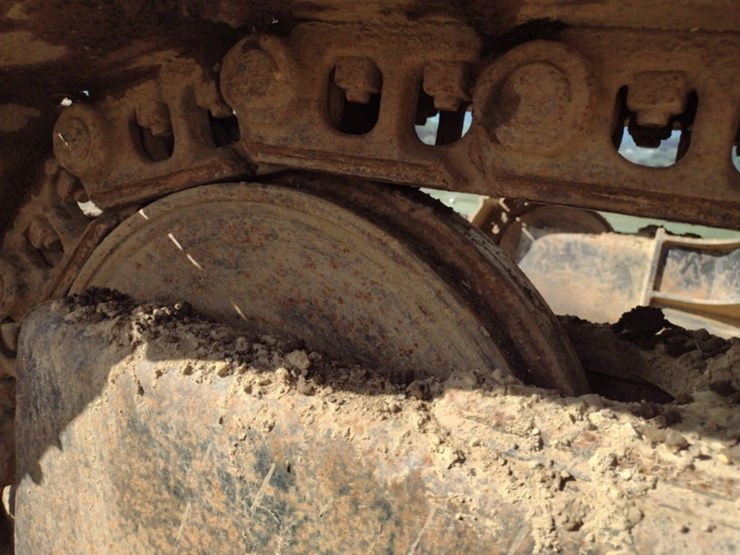 97-caterpillar-312b-image-37