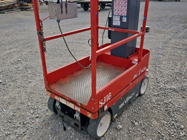 2018-skyjack-sj16-image-1