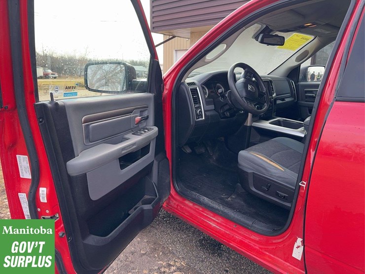 2016-dodge-1500-image-9