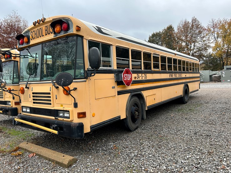 2006-caterpillar-c7-image-1