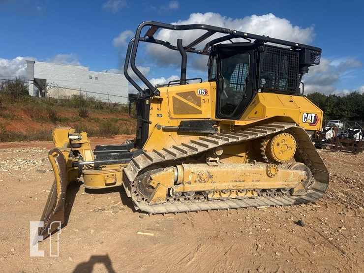 2021-caterpillar-d5-image-19