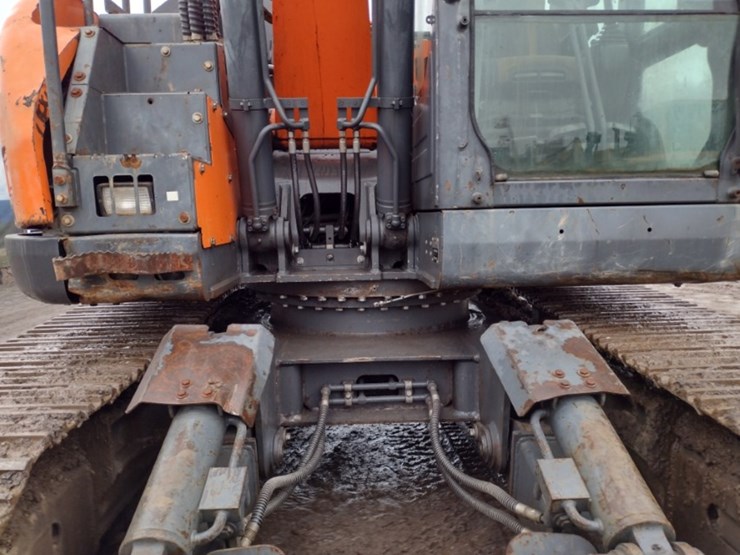 doosan-dx140-excavator-(qea-4093)-image-22