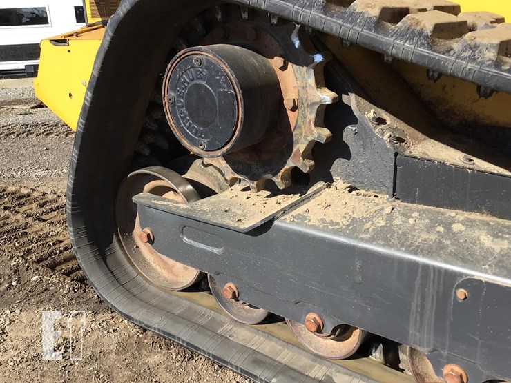 2019-deere-333g-image-22