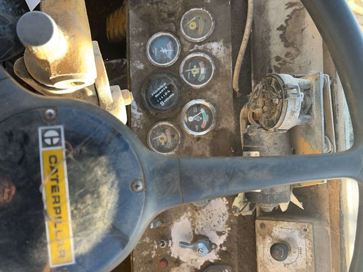 caterpillar-930-image-11