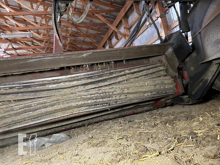 2018-case-ih-wd2504-image-44