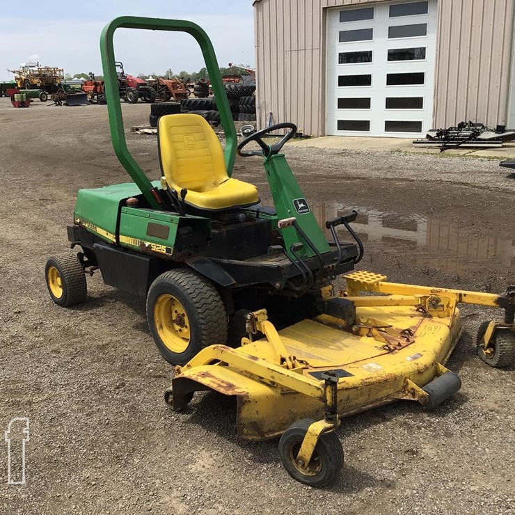 JOHN DEERE F925