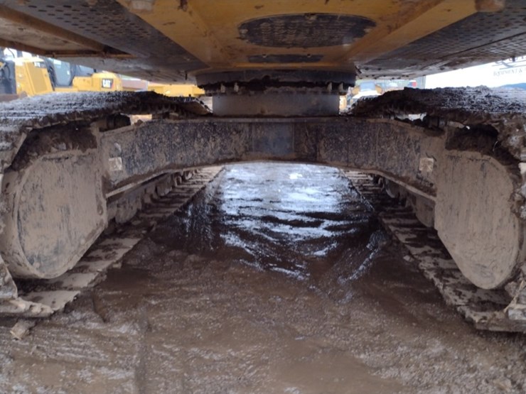 john-deere-300g-excavator-(qea-4079)-image-30