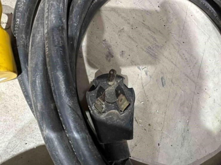 3--high-amp-extension-chords-image-9