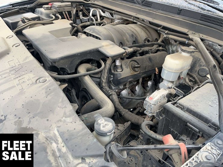 2018-gmc-yukon-denali-image-23