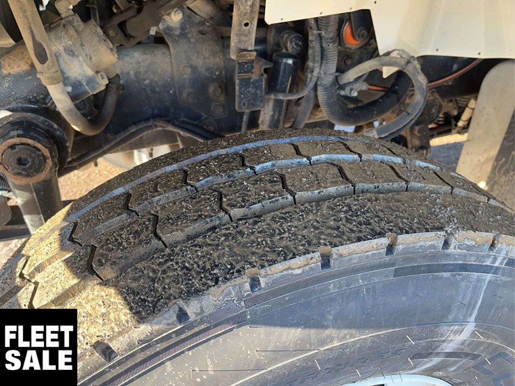 2009-international-workstar-7400-image-7