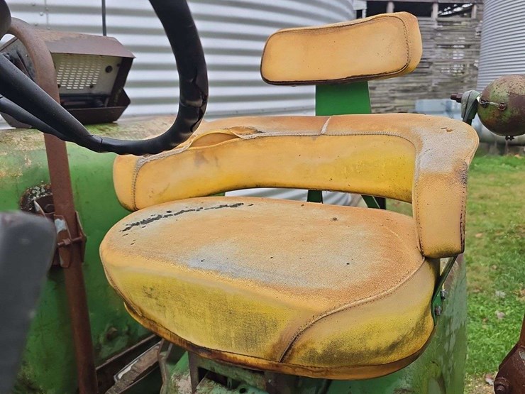 2023-john-deere-3010-image-7