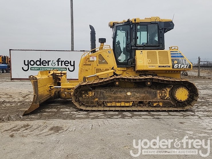 2017-komatsu-d61pxi-24-image-2