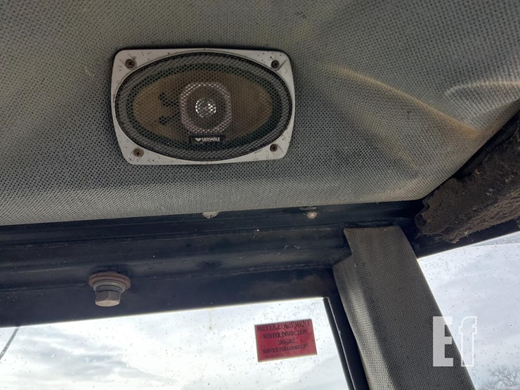 1985-versatile-856-image-47