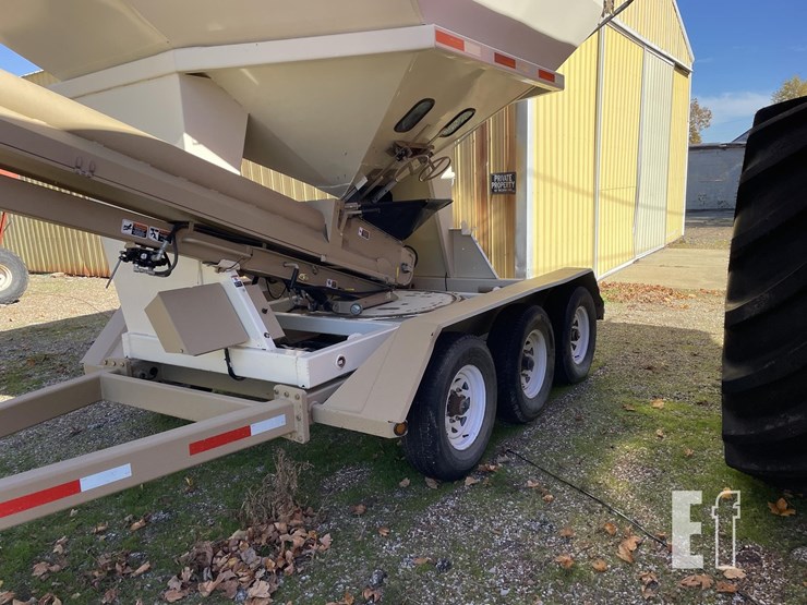 2010-unverferth-3750-image-4