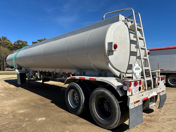 1986-fruehauf-tanker-image-4