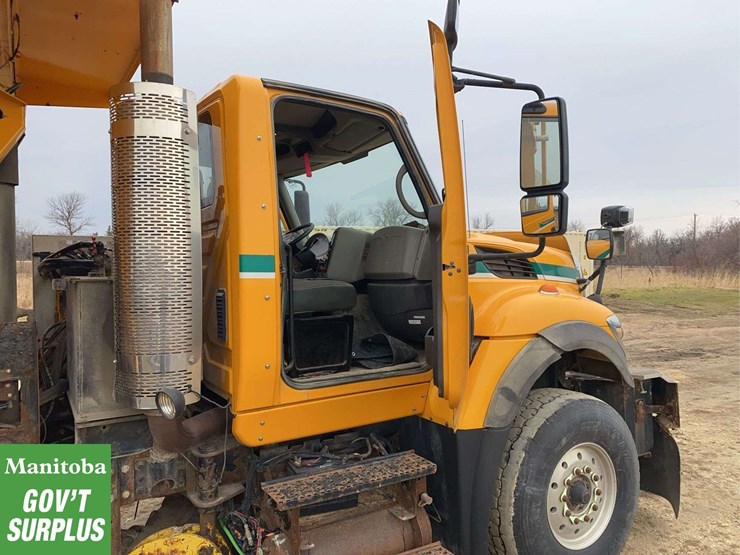 2009-international-workstar-7600-image-52