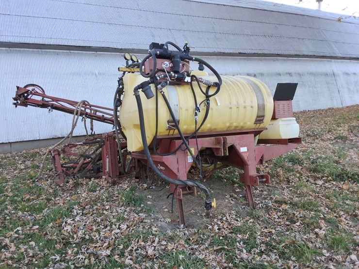 3pt-demco-sprayer,-400-gallons,-60ft-booms-image-1
