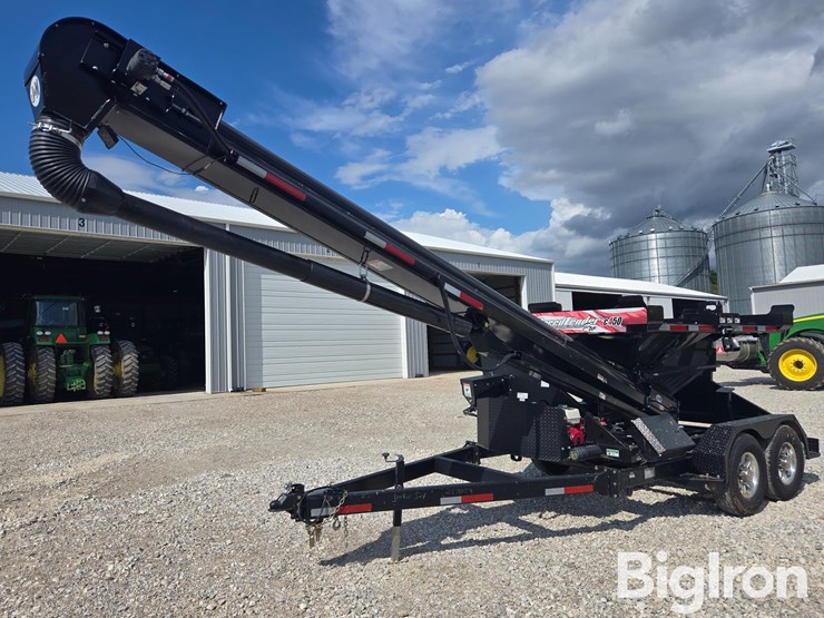 2023-j&m-c450-4-box-seed-tender-image-1