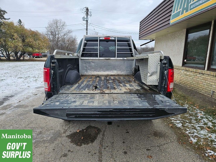 2016-ford-6.5-ft-image-8