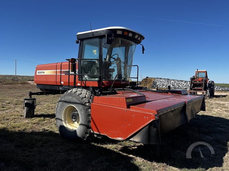2005-hesston-9260-image-1