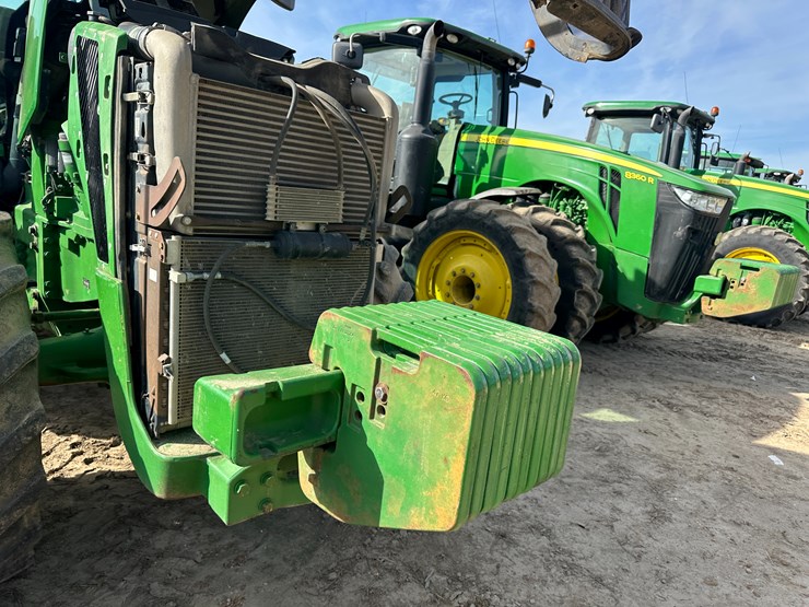 2010-john-deere-8295r-image-48