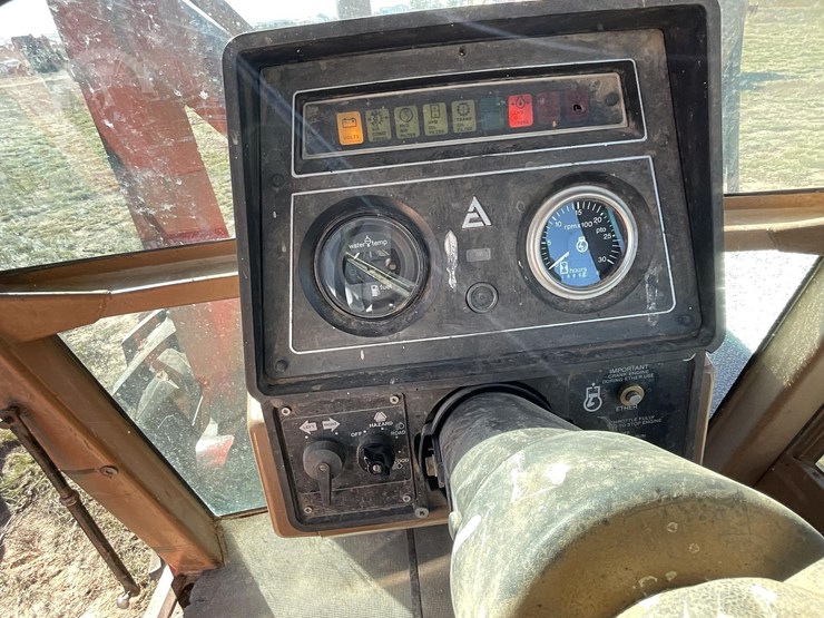 allis-chalmers-8050-image-16