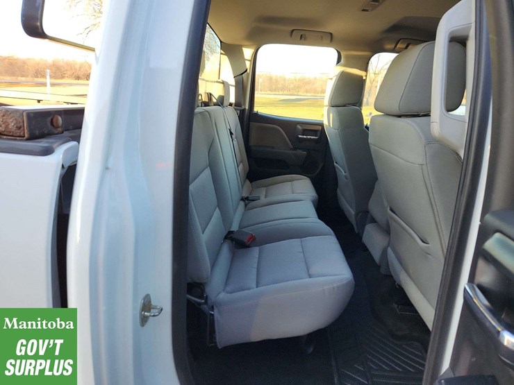 2017-chevrolet-silverado-1500-image-16