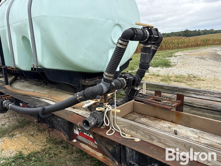 1974-nelson-ta40f-tri/a-drop-deck-sprayer-tender-trailer-image-19