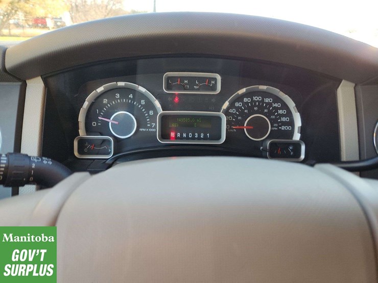 2014-ford-expedition-image-26