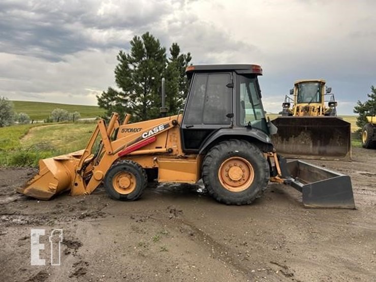 2000-case-570m-xt-image-8