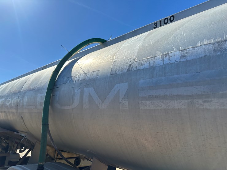 1986-fruehauf-tanker-image-38