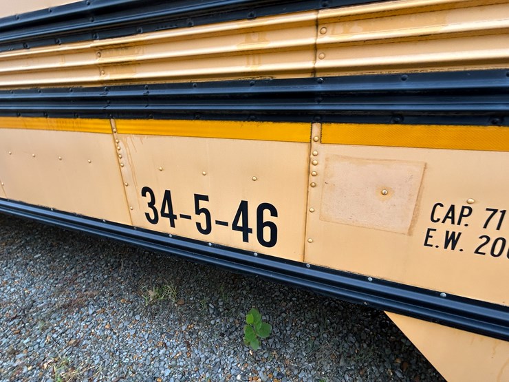 2007-caterpillar-c7-image-14