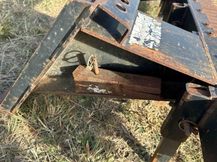 loegering-skid-steer-eliminator-rake-image-7