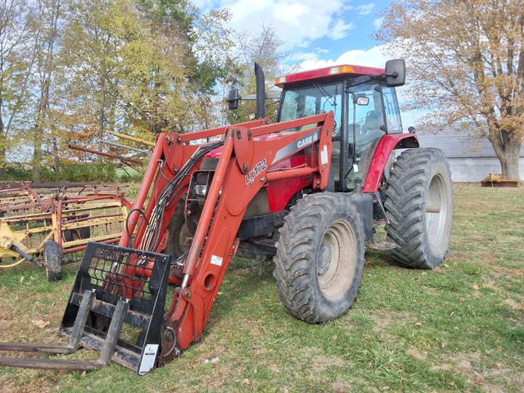 2004-case-ih-190-image-1
