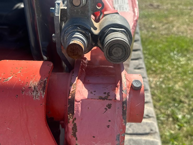 2016-kubota-svl75-2-image-22