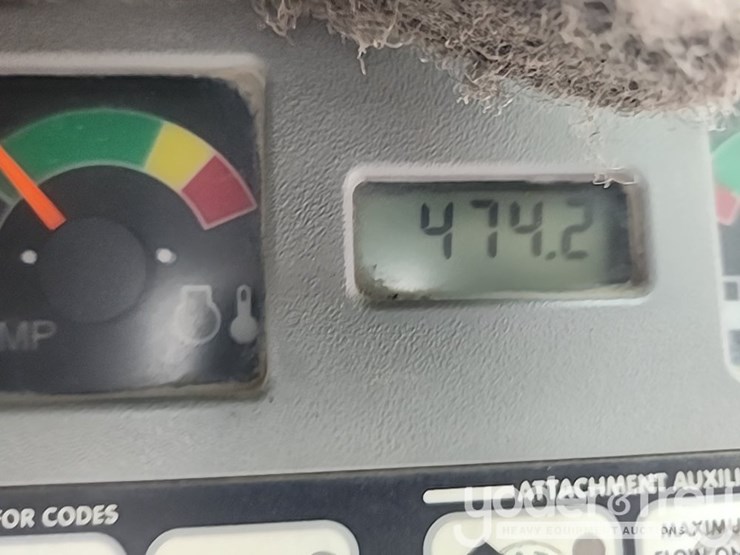 2007-bobcat-s300-image-30