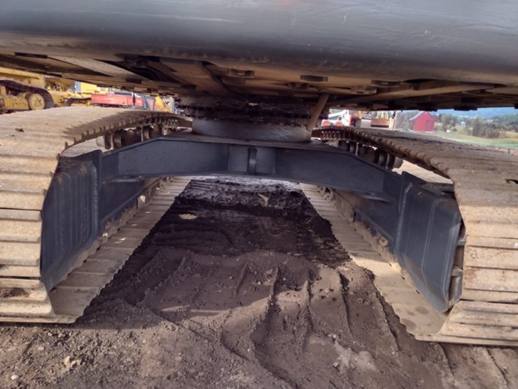 7-volvo-ec160c-image-43