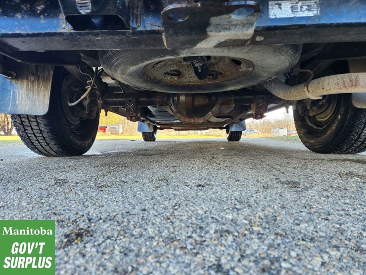 2012-chevrolet-express-2500-image-7